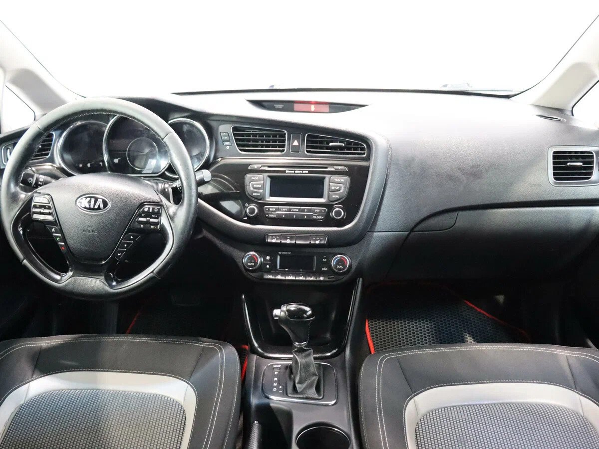 Kia Ceed, II 1.6 AT (129 л.с.)